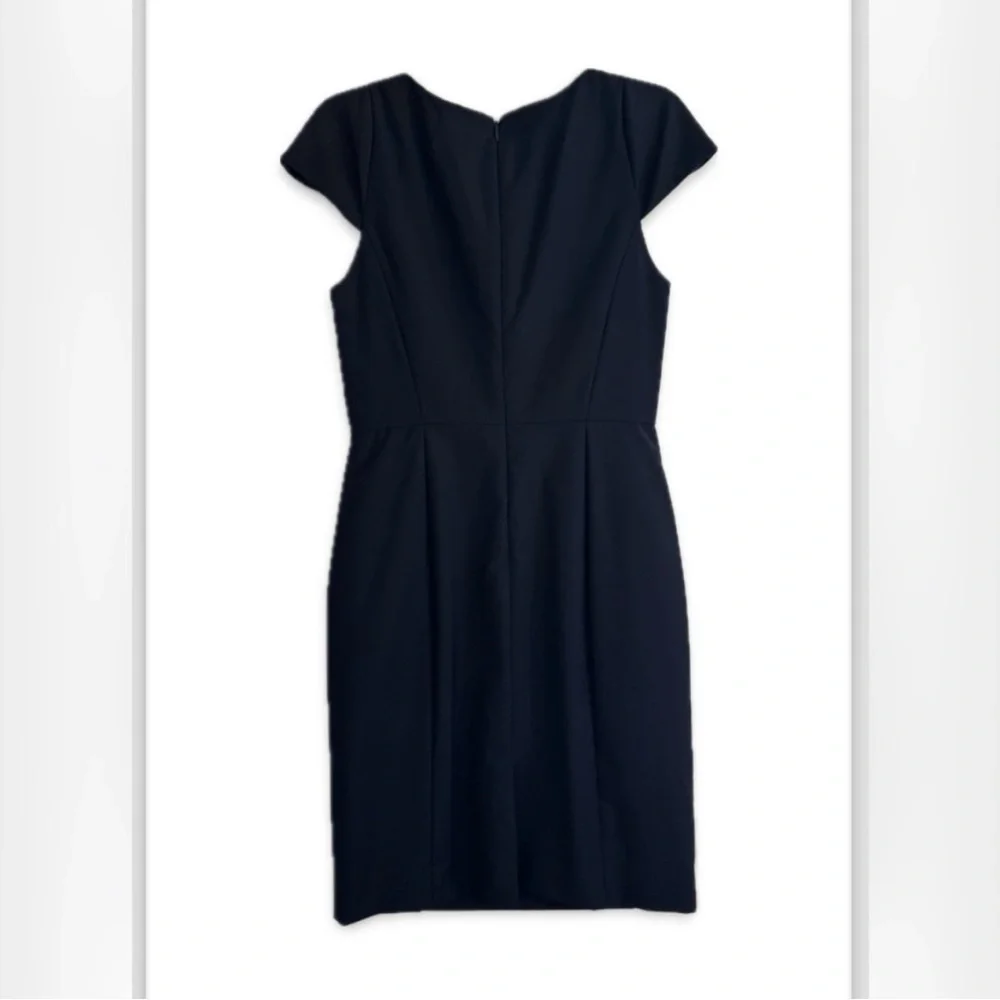 J.CREW | TULIP SLEEVE SUITING SHEATH DRESS IN NAVY SIZE 4
